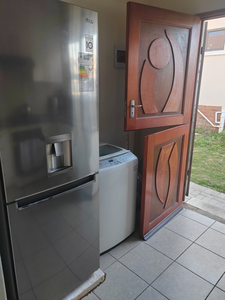 3 Bedroom Property for Sale in Graceland Eastern Cape